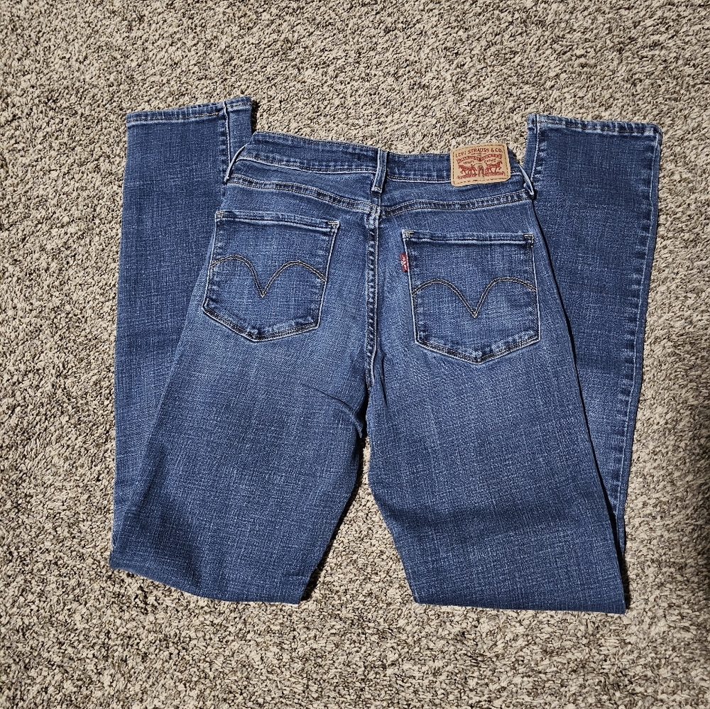 Levi Jeans - Picture 4 of 7